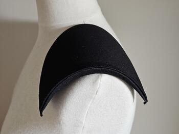 S100104  Le carton de 420 paires 145 €